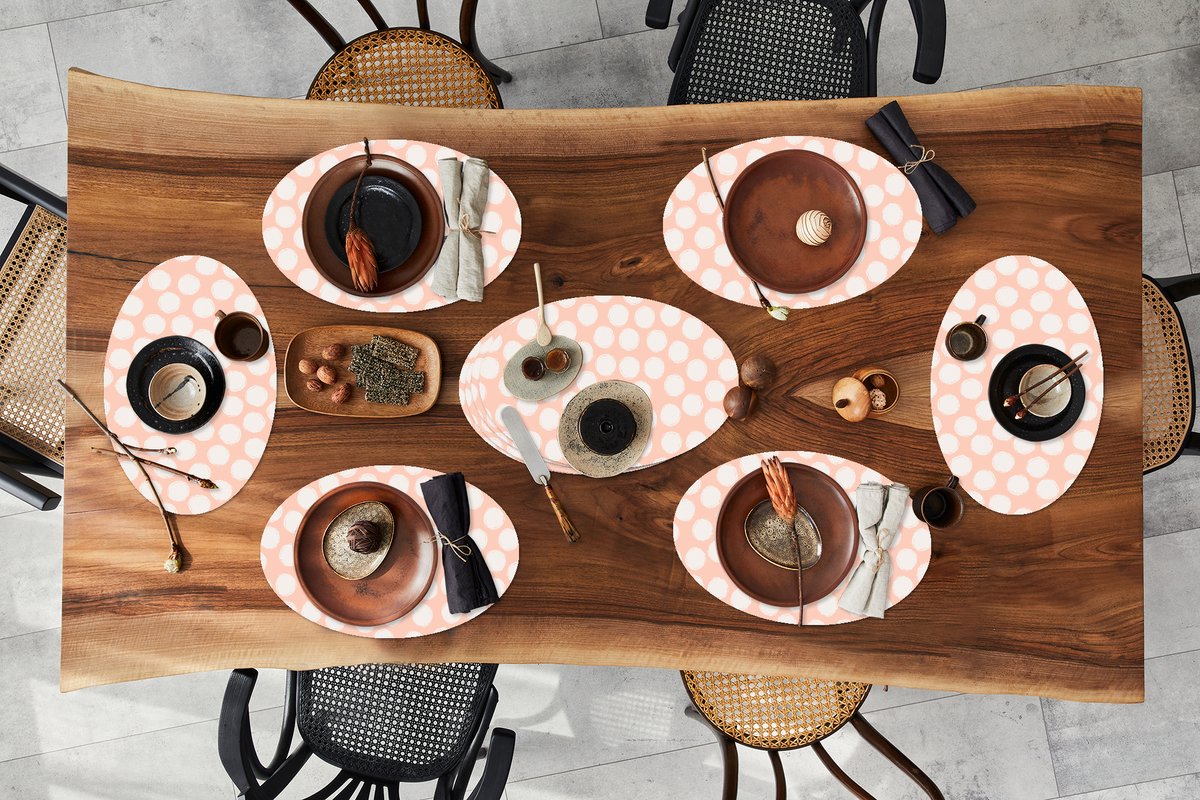 Placemats ovaal - Onderleggers - Ovale placemats - Stippen - Roze - Patroon - 10 stuks