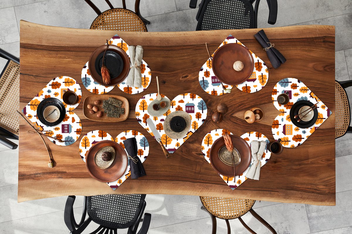 Onderleggers - Placemats - Placemats hartje - Patronen - Huis - Bomen - 8 stuks