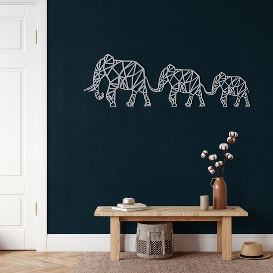 Wanddecoratie | Geometrische Olifantenfamilie   / Geometric Elephant Family | Metal - Wall Art | Muurdecoratie | Woonkamer |Zilver| 118x37cm