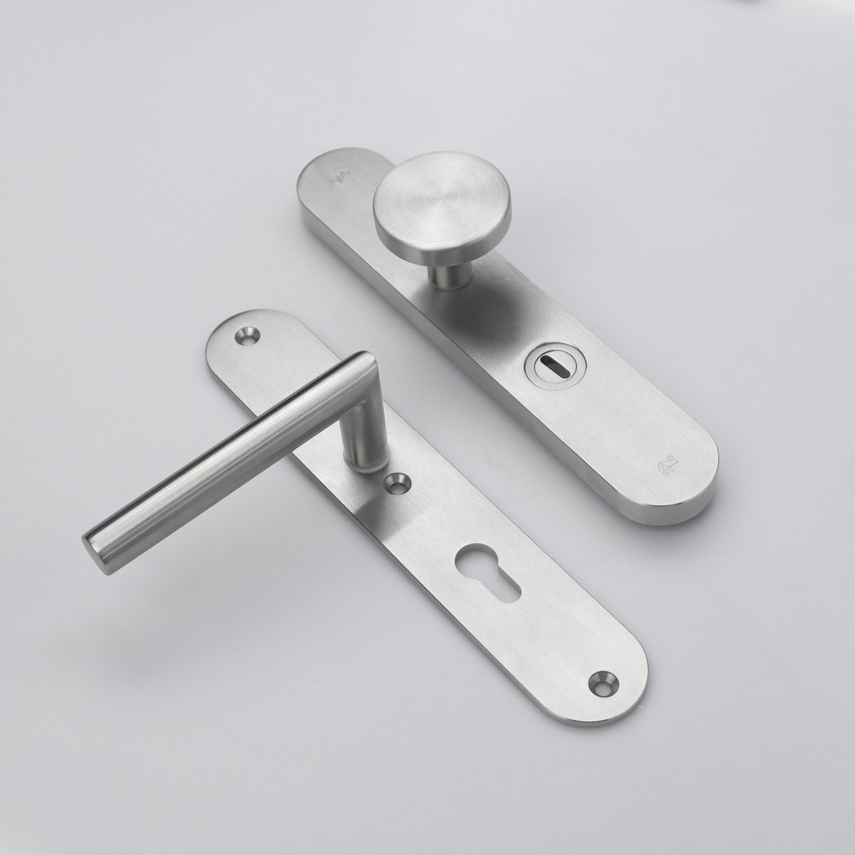 MASSIEF RVS Tzunali Deurbeslag. Model MINHO SKG*** BREED T=15/5 VKTB (kerntrek) PC72 BUITEN KNOP TORRES C; BINNEN KRUK ANADIA