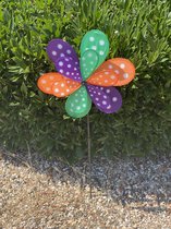 Windmolen met dubbele bloem + sterretjes - paars/groen/oranje + sterretjes - nylon + kunststof steker- dia 40+27 cm x hoogte 70 cm - Tuinaccessoires - Tuinstekers
