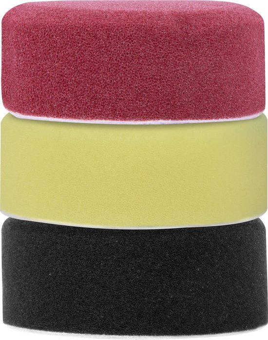 Gestapelde schuim polijstpads in rood, geel en zwart, 75mm.