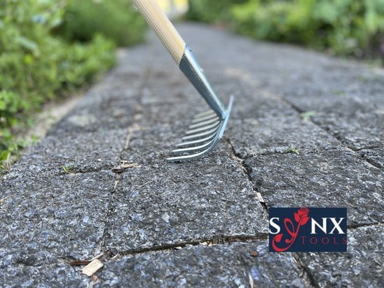 Synx Tools - Tuinhark - 8 Tanden verzinkt - Hark - Harken - Bladharken - Bodembewerkers - Onkruidverwijderaar - Tuinartikelen - Compleet Incl. 150cm steel van Synx Tools — afbeelding 5