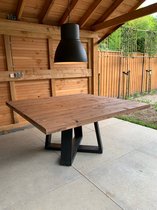 Vierkante tuintafel Tendenza Base | Steigerhout 1.80 x 1.80 kleur naar keuze - met uniek trapezium onderstel | Quattro Design Vierkante tuintafel Tendenza Base | Steigerhout 1.80 x 1.80 kleur naar keuze - met uniek trapezium onderstel | Quattro Design