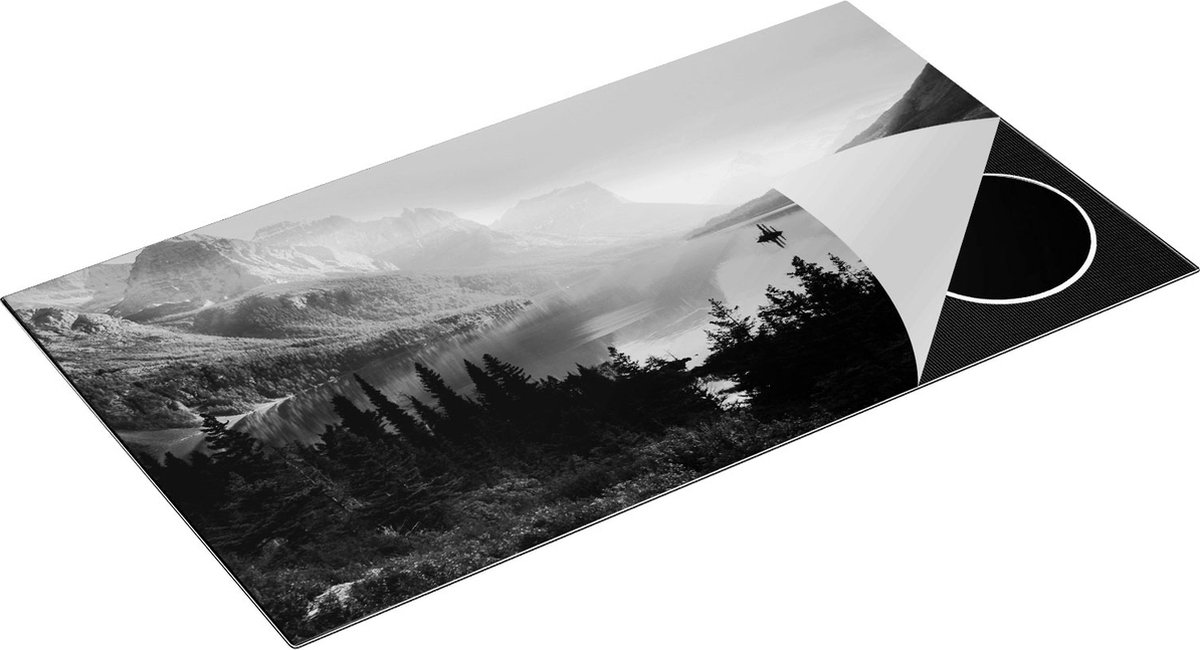 Chefcare Inductie Beschermer Bergen met een Meer in Nationaal Park Glacier - Zwart Wit - 95x50 cm - Afdekplaat Inductie - Kookplaat Beschermer - Inductie Mat