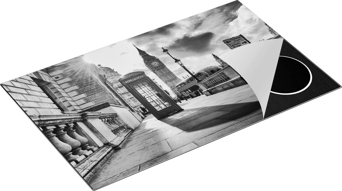 Chefcare Inductie Beschermer Rode Telefooncel in Londen bij de Big Ben - Zwart Wit - 85x50 cm - Afdekplaat Inductie - Kookplaat Beschermer - Inductie Mat