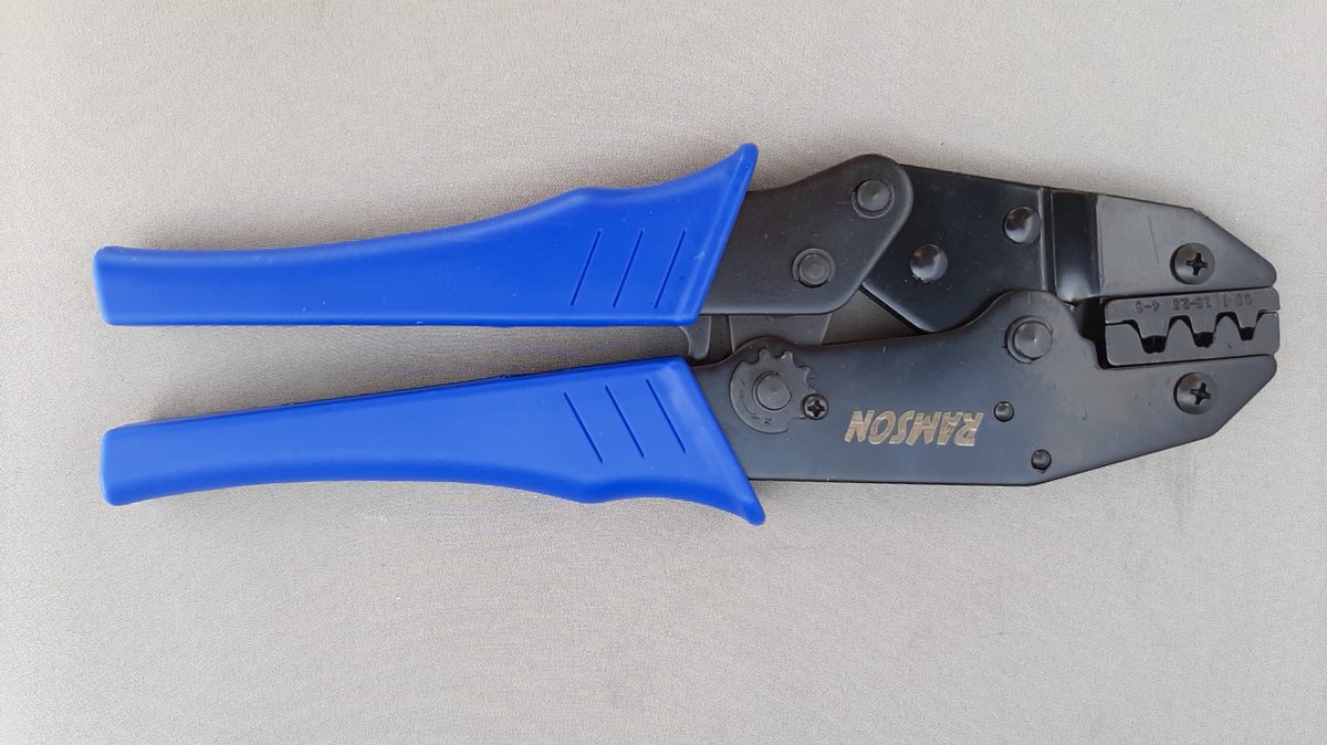 Professionele AMP connector krimptang met ratel voor ongeïsoleerde AMP's