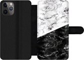 Bookcase Geschikt voor iPhone 11 Pro telefoonhoesje - Marmer print - Chic - Collage - Met vakjes - Wallet case met magneetsluiting