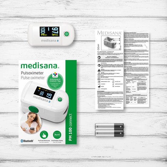 Medisana pulsoximeter PM 100 Connect met accessoires, inclusief batterijen en handleiding.