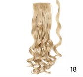 WrapAround Paardenstaart Extension | Lang Krullend Golvend | Ponytail Extensions -| 56 cm - Blond 18