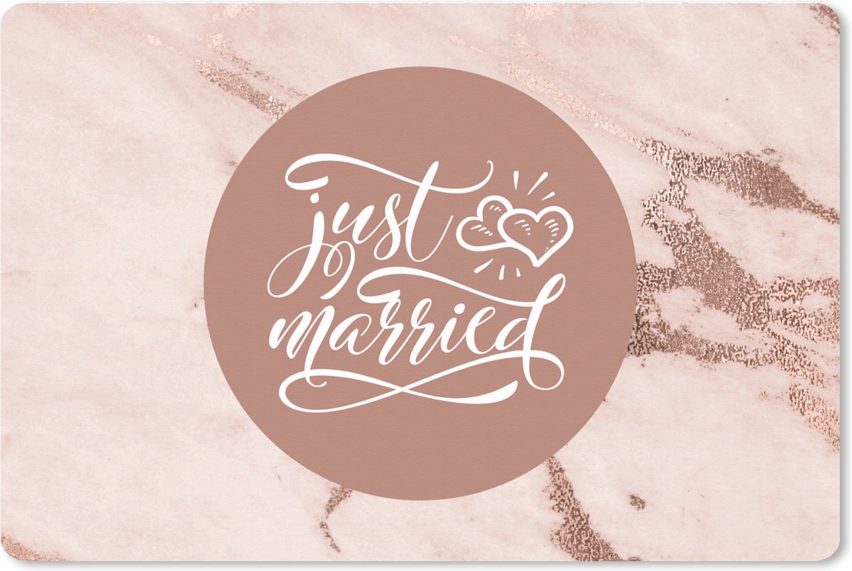 Muismat XXL 120x80 cm - Bureau onderlegger - Bureau mat Spreuken - Just married - Trouwen - Quotes - Bureaumat - Gaming mousepad xl - Bureaulegger groot - Computer deskmat