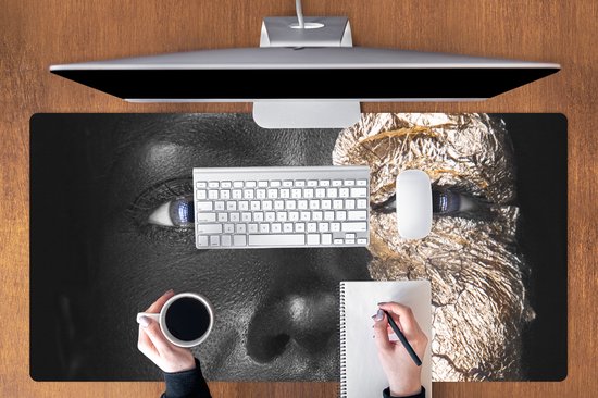 Tapis de souris XXL - Sous-main - Tapis de bureau - Femme - Feuille d'or - Zwart - Peau - Luxe - 120x60 cm - Tapis de souris XXL