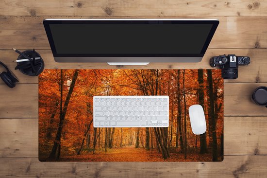 Muismat XXL 80x40 cm - Bureau onderlegger - Bureau mat Een bos met herfstachtige kleuren - Bureaumat - Gaming mousepad xl - Bureaulegger groot - Computer deskmat