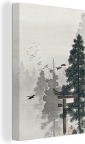 Canvas Schilderij Flock of birds and a torii gate in pine forest - schilderij van Ohara Koson - 40x60 cm - Wanddecoratie
