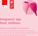 Deux coupes menstruelles Lily Cups™ rose et fuchsia, avec logos de prix de design.