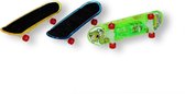 Fingerboard - 3 stuks - 2 vingerskateboards en 1 met licht - vinger skateboard - mini skateboard