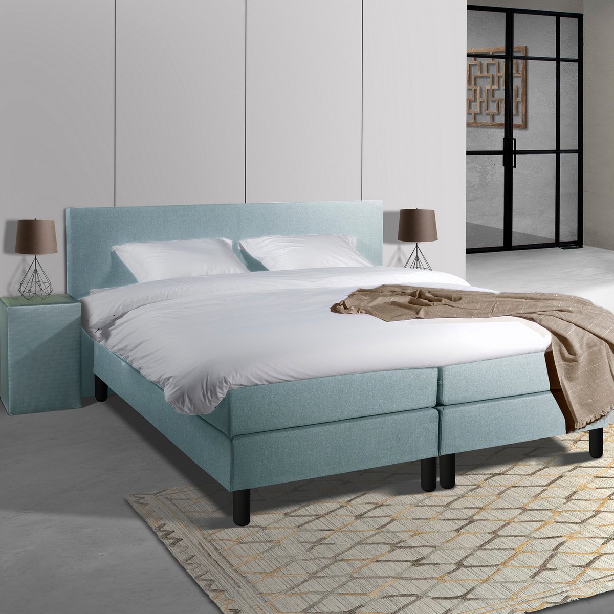 Anno 1588 Comforta Boxspringset - Pocketvering - IJsblauw - 140x200 cm - Inclusief dekbed + 2 kussens Lichtblauw