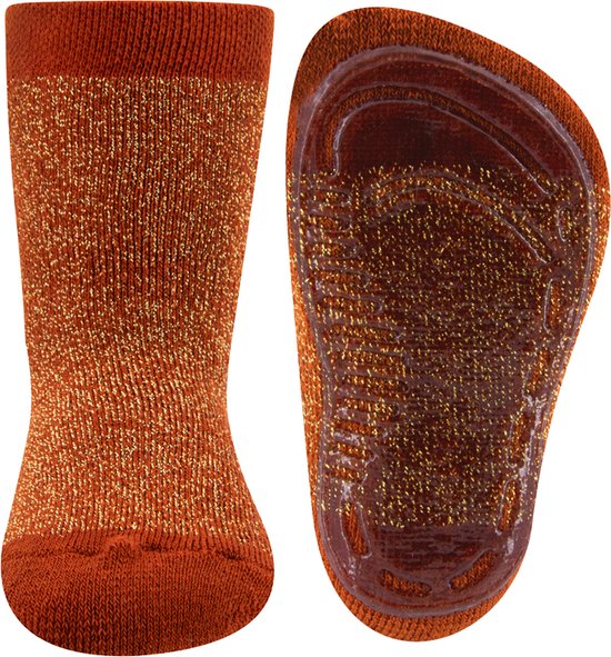 Koperkleurige antislip sokken met goudkleurig glitterdraad, met zicht op de onderkant met antislip nopjes.