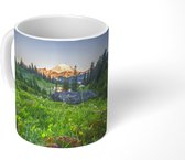 Mok - Bloemenweide - Groen - Bomen - 350 ML - Beker