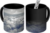 Magische Mok - Foto op Warmte Mok - Luchtfoto van vele en grote wolken - 350 ML