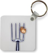 Sleutelhanger - Uitdeelcadeautjes - Een hooivork met een aardappel - Plastic