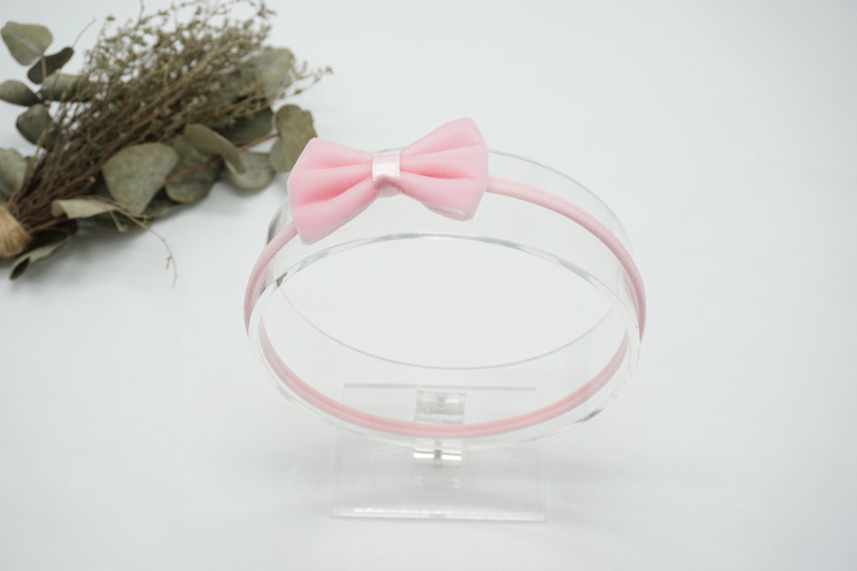 Haarband Nylon met baby strik - Kleur Roze - Haarstrik – Winter strik - Fluweel - Bows and Flowers