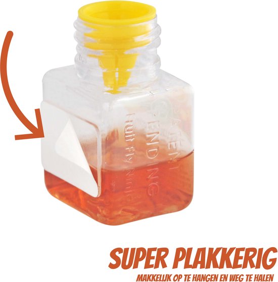 Fruitvliegjesvanger met oranje vloeistof en gele trechter. Een witte plakstrip zit op de zijkant.
