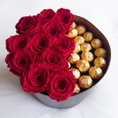Roses by Valentin | Luxury Flowerbox | Longlife rozen | Giftbox | Cadeau voor haar | Valentijnsdag | Moederdag | Bruiloft | Choco Love Box