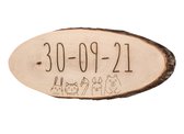 Teskt op hout graveren | logo of hout graveren | geboortebord met naam of tekst | Houten plank ovaal natuurlijk met schors