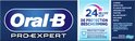 Oral-B Pro-Expert tandpasta in donkerblauwe tube met witte dop, '24 UUR BESCHERMING'.