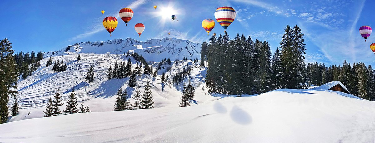kerstdorp achtergrond - 50x130 cm - sneeuwlandschap met ballonnen - kerstdecoratie binnen