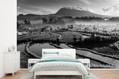Behang - Fotobehang Indonesië - Natuur - Zwart - Wit - Breedte 390 cm x hoogte 260 cm