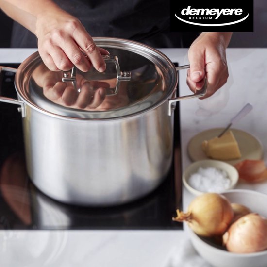 Le Creuset Magnetik Soeppan 28cm - 10.5L - vd Garde Warenhuis