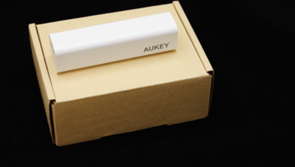 [2 stuks] Aukey PB-N10 - 3200mAh Powerbank - Draagbaar - mini externe batterij