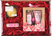 Geschenkset Enjoy the little things - badbruisbal met honing - badzout - hand en nagelcreme - lippenbalsem - cadeau vrouw - Moederdag