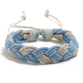 Megasieraden - Aqua Breeze Bracelet - Voeg een vleugje frisheid toe aan jouw look met deze prachtige blauw-witte gevlochten armband