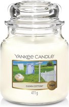Bougie parfumée Yankee Candle Medium Jar - Clean Cotton