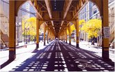 Een fietspad onder een spoorweg in Chicago stad - Foto op Forex - 120 x 80 cm