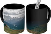 Magische Mok - Foto op Warmte Mok - Koeien - Berg - Wolken - 350 ML