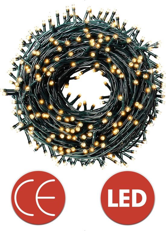 Warme witte LED-lichtjes op een groene kabel, opgerold met CE- en LED-logo's.