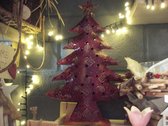 Varios kerstboom van metaal, van gerecyclede olievaten