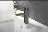 Wastafelkraan Zwart - Badkamer Accessoires - Kraan - Mengkraan - Kraan Wastafel - Voor Badkamermeubel - Wastafelmeubel