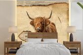 Behang - Fotobehang Schotse hooglander - Vintage - Koe - Breedte 220 cm x hoogte 220 cm