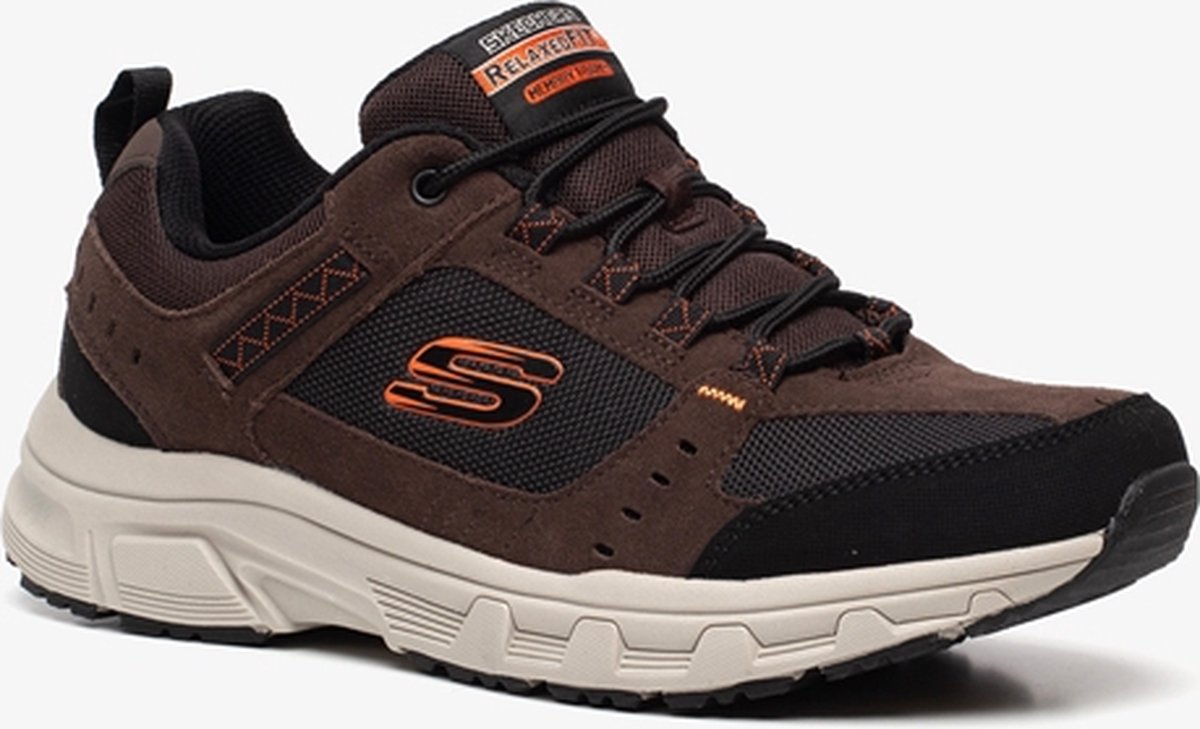 bruine skechers