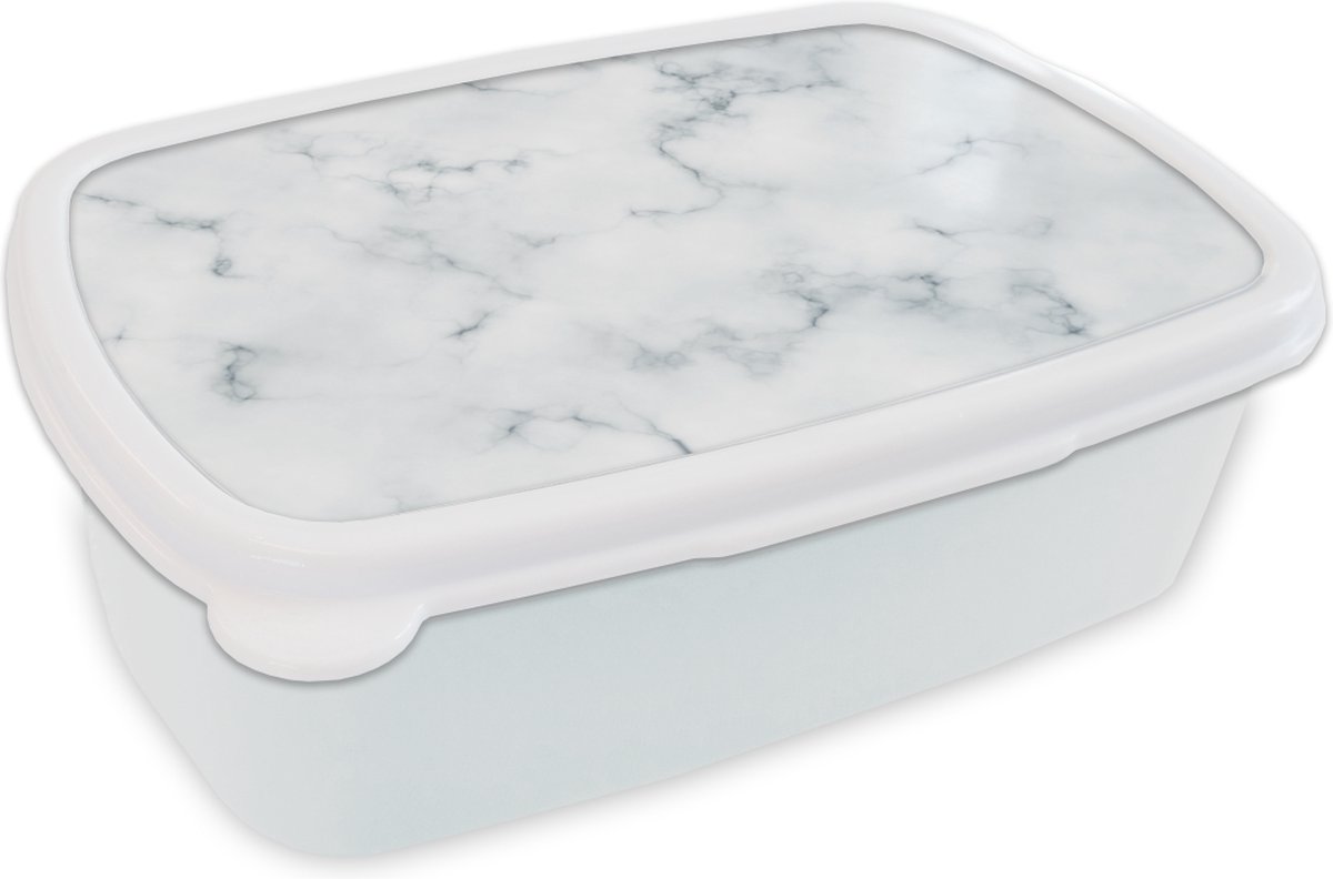Broodtrommel Wit - Lunchbox - Brooddoos - Marmer - Chic - Wit - Zwart - 18x12x6 cm - Volwassenen