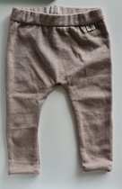 Baby legging - unisex legging - winter - beige - maat 74 - ( handgemaakt Sweet Baby Bedstraw )