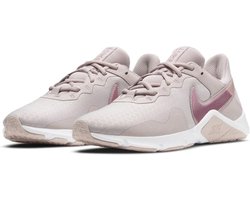 Nike Legend Essential 2 Sportschoenen Vrouwen - Maat 38
