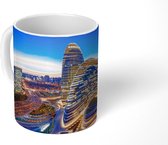 Mok - Skyline van Beijing in de avond - 350 ML - Beker