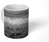 Mok - Skyline van Los Angeles vanaf Griffith Park - zwart wit - 350 ML - Beker