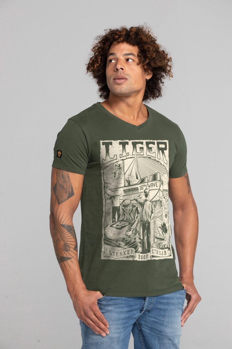 LIGER X Eryc Why - Limited Edition van 360 stuks - Oud en Nieuw Rotterdam - T shirt Maat3XL